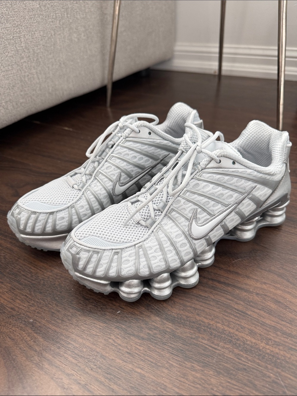 Nike Shox - Picture 5 of 9
